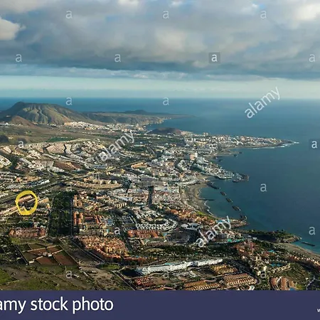 Apartamento One Bedroom Appartement At Costa Adeje 500 M Away From The Beach With Shared Pool Enclosed Garden And Wifi *